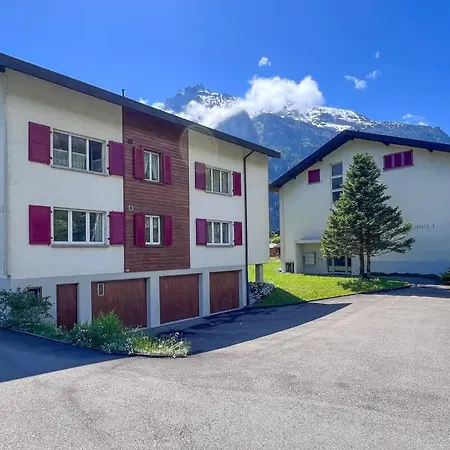 With Mountain View & Balcony Kitchen Parking * Kandersteg